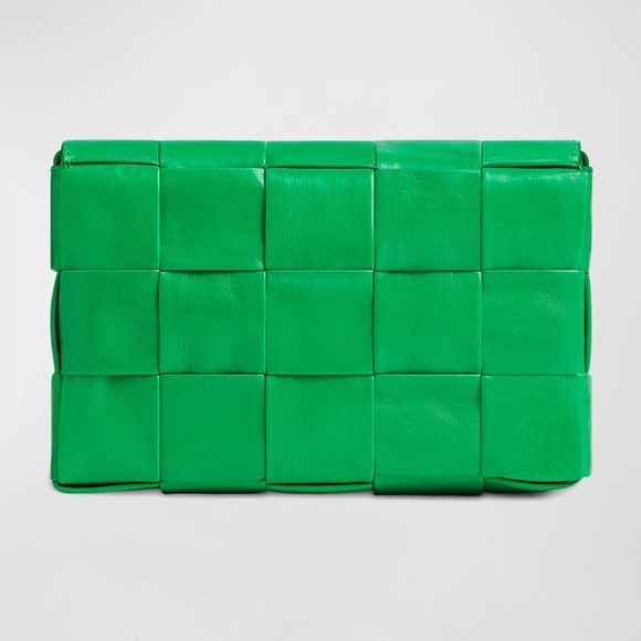 Bottega Veneta Intrecciato Paper Leather Messenger Bag in Parakeet - Picture 9 of 12